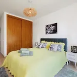 Jaqueline And Golf House شقة *