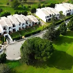 Jaqueline And Golf House شقة