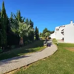 Jaqueline And Golf House شقة