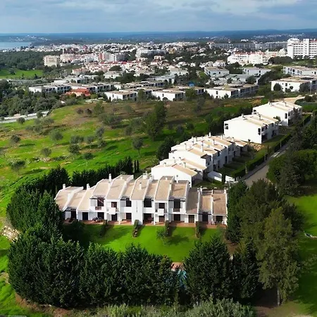 Jaqueline Beach&golf House *