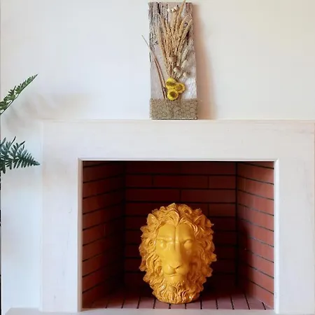 Jaqueline And Golf House