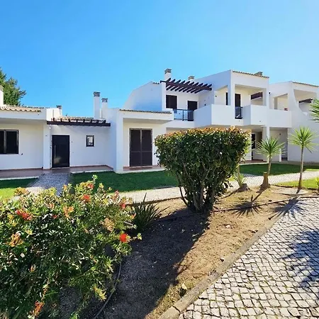 Jaqueline And Golf House