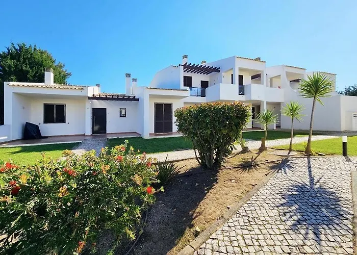 Jaqueline And Golf House